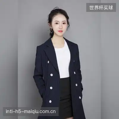 思思